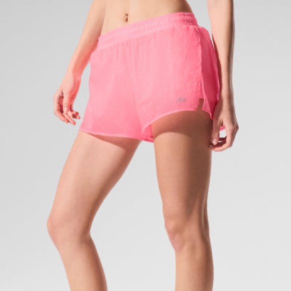 Alo Yoga Game Time Shorts Neon Bubblegum Pink‎ Sz M - Picture 5 of 12